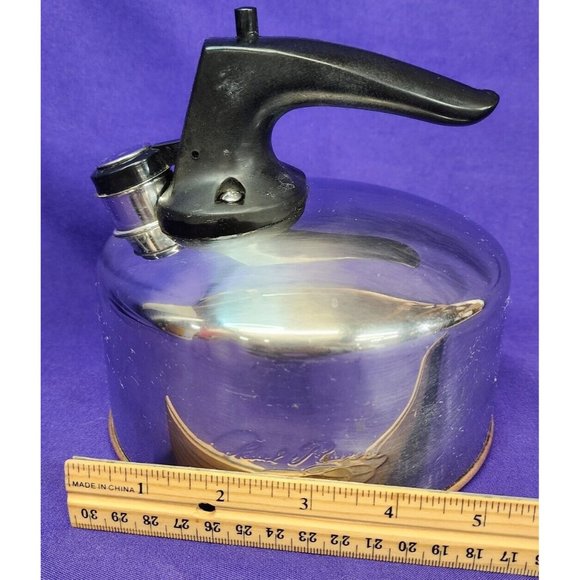 Vintage Paul Revere Ware 1801 Whistling Copper Bottom 1.5qt. Tea Kettle Pot - Picture 6 of 7